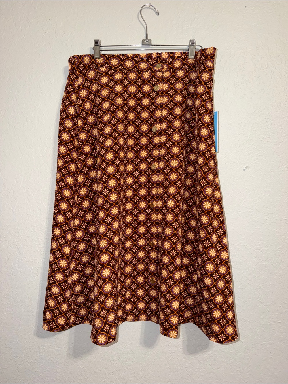 NEW Draper James New with tags classic midi-length silhouette skirt nwt